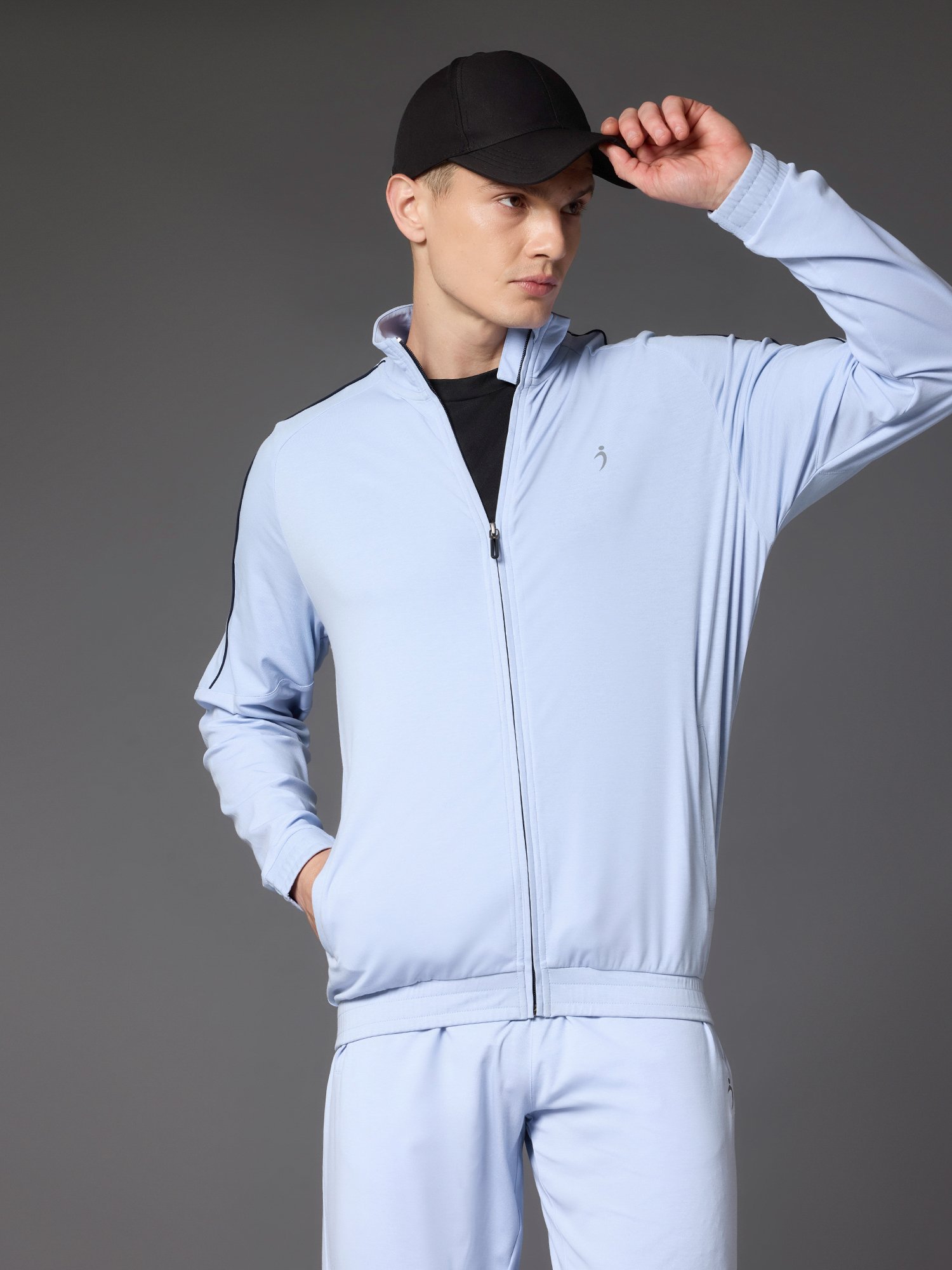 Mens Training Jacket Hover