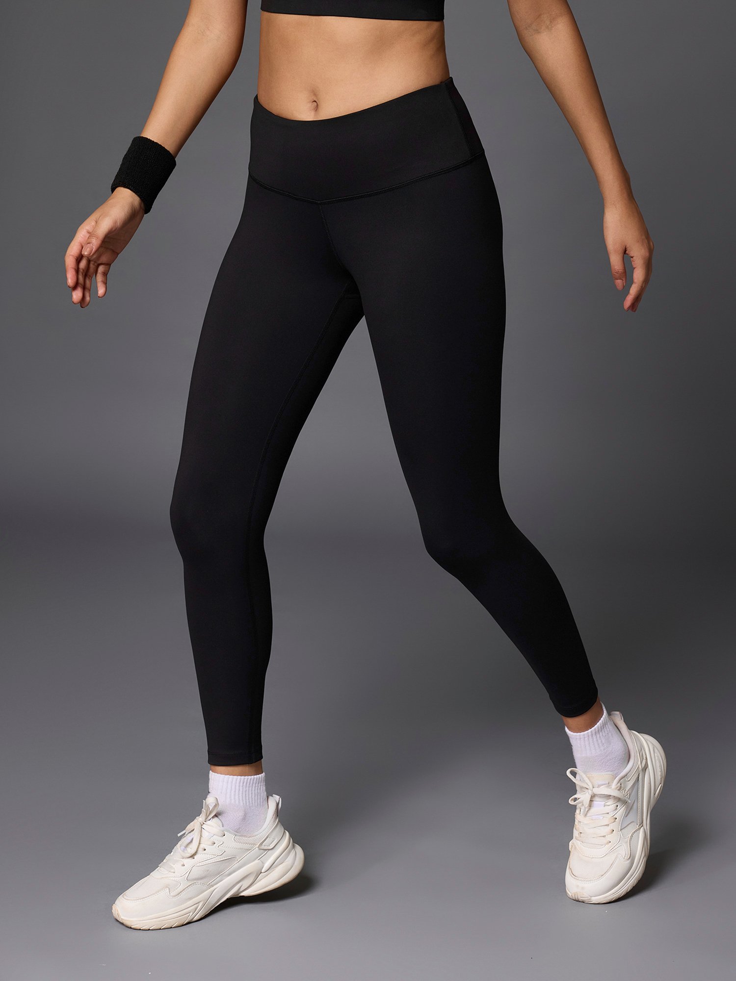 Performance Tights Hover