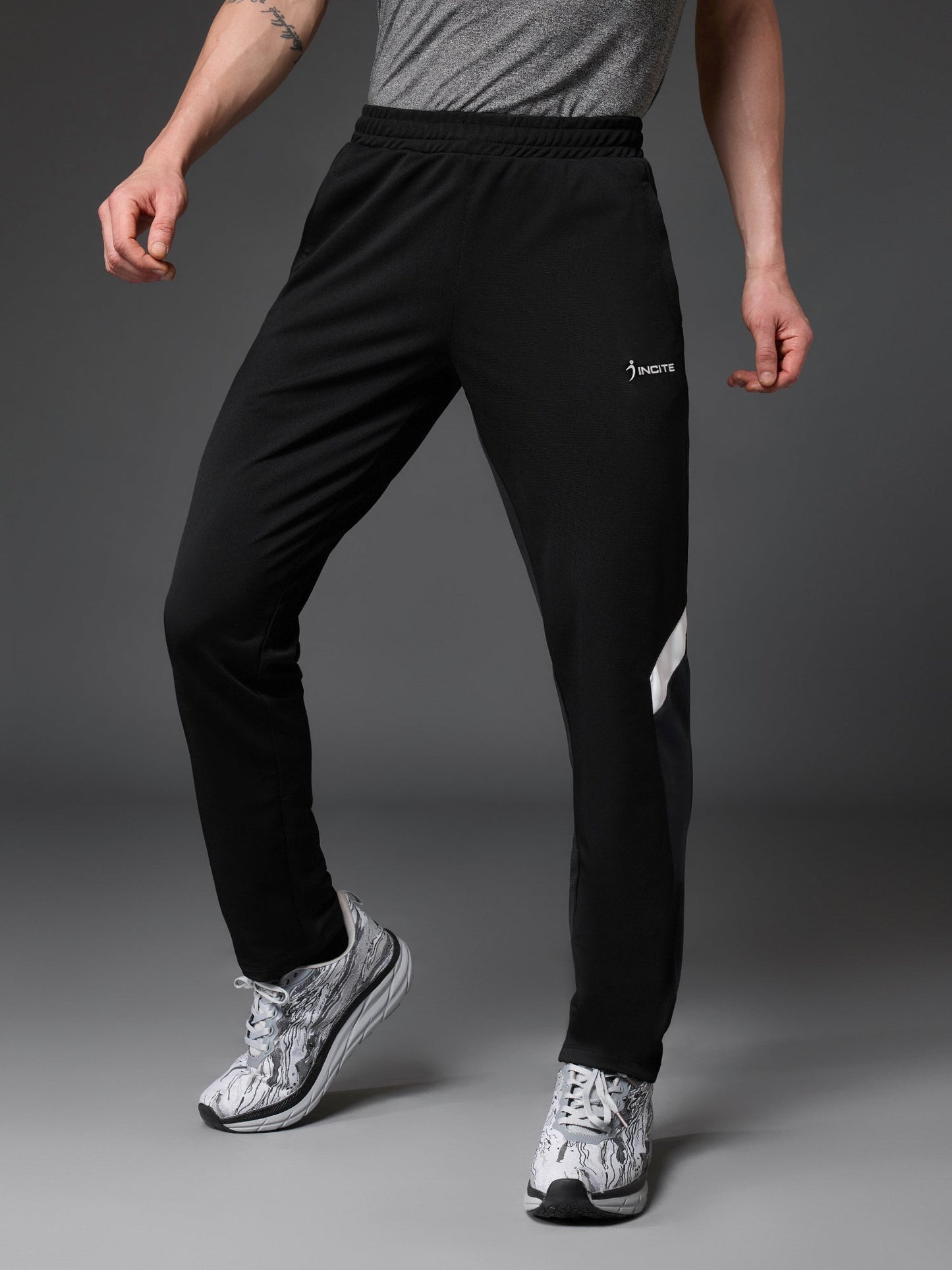 Trackpants