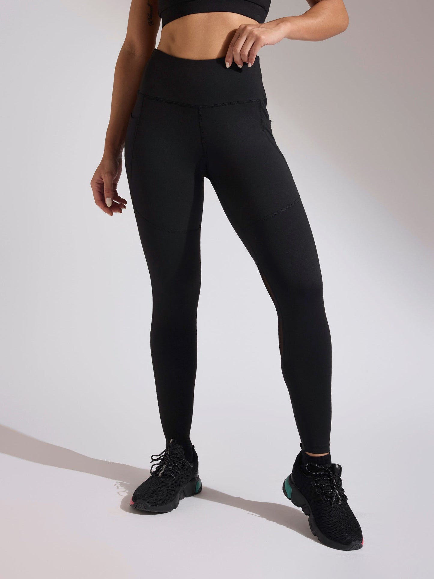 Aero Pocket Mesh Tights