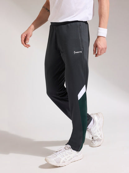 Trackpants