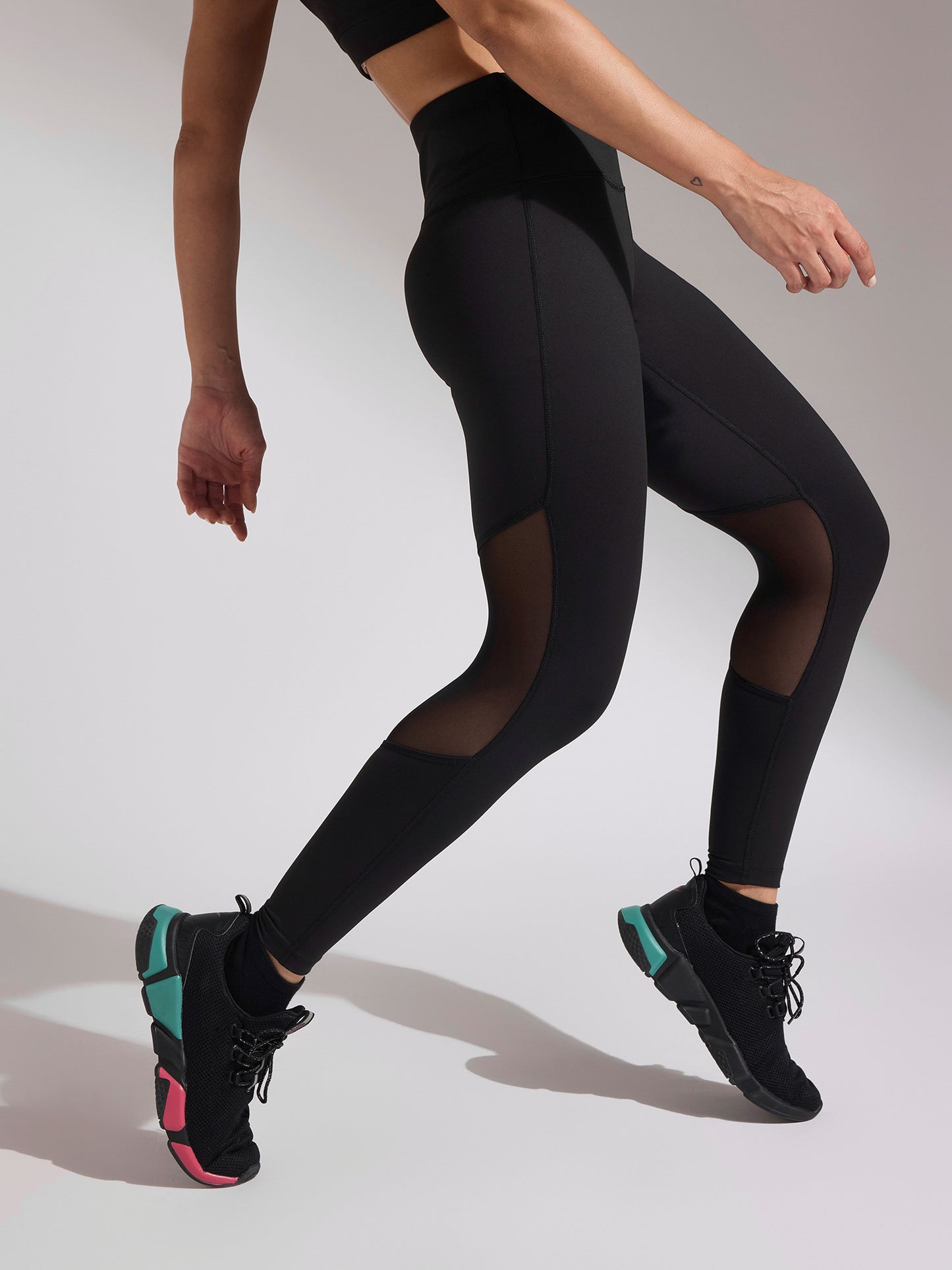 Mesh Detail Leggings